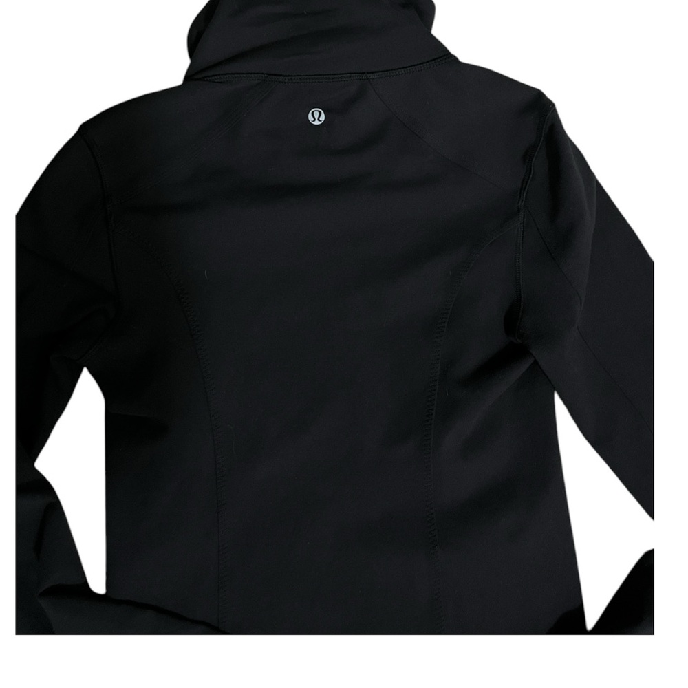 Lululemon black jacket - Picture 7 of 7